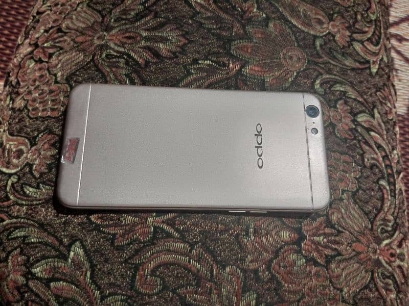 oppo A57 3