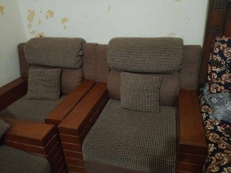 i sell my Sofa set 1