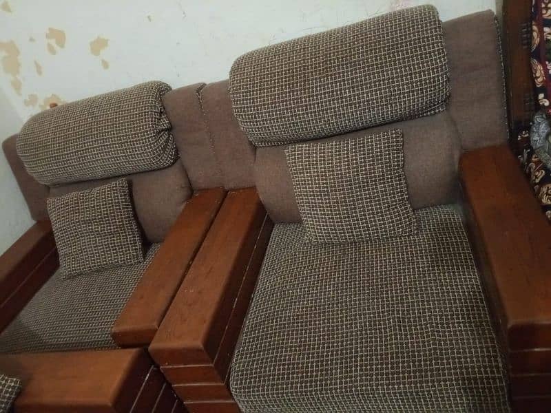 i sell my Sofa set 2