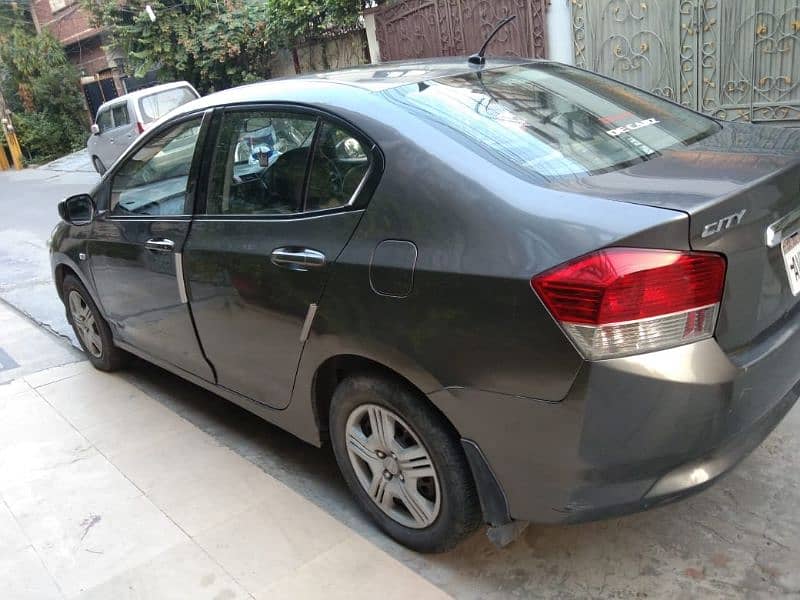 Honda City IVTEC 2011 Karachi Number 4