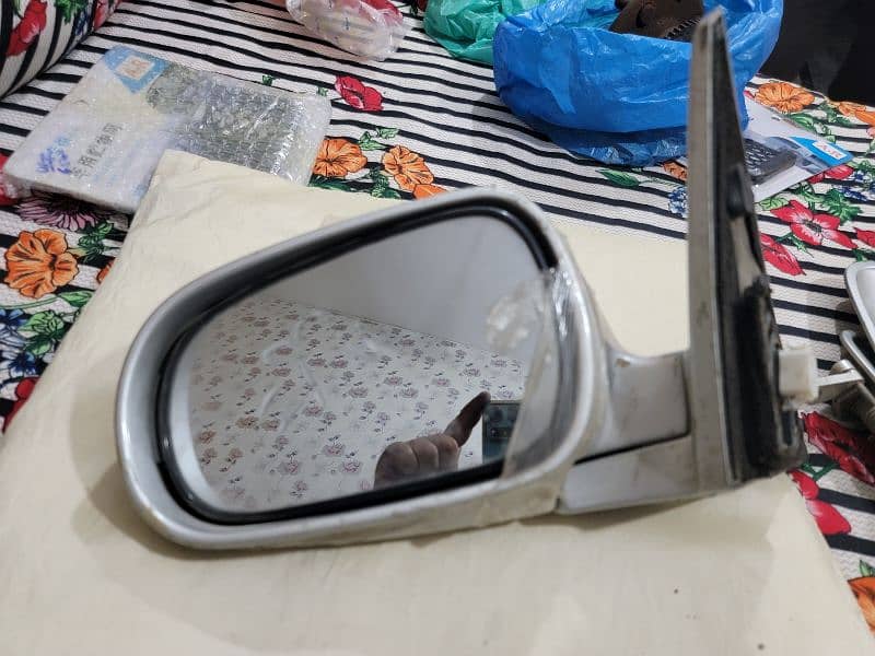 honda civic exi or vti side mirror  and Dore handle and abs hub 4