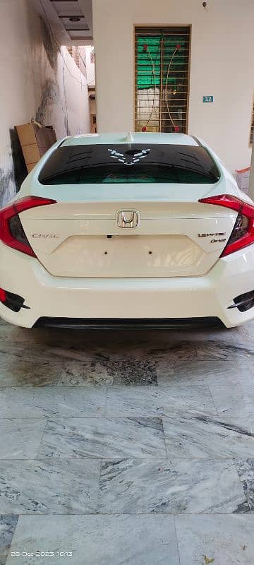 Honda Civic Oriel 2021 11