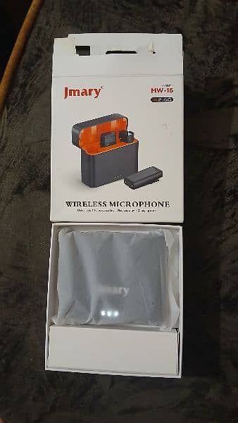 Brand New Wireless Microphone 1