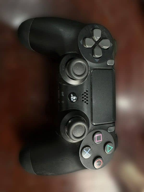 Dualshock 4 Copy + Games 0