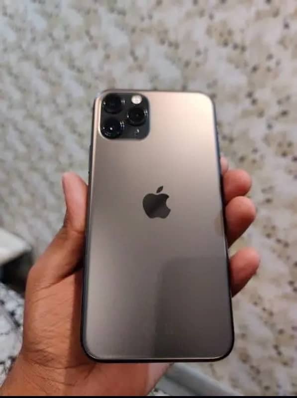 iPhone 11 Pro 2