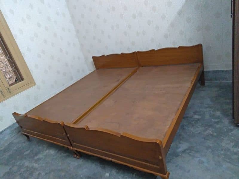 2 single king size bed for sale  in v good condition 1