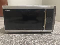 Dawlance Black Microwave Oven in Excellent Condition - Quick Sale!