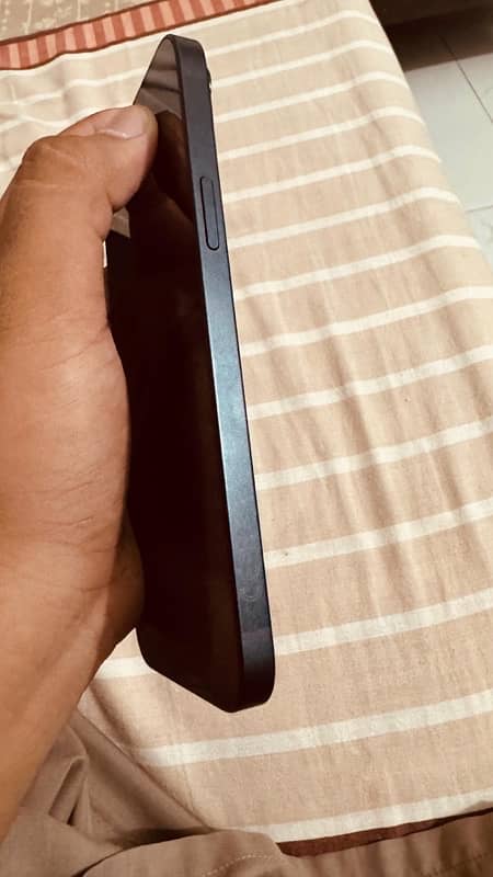 Iphone 14 plus Non pta Factory unlocked blue colour 87 health 4