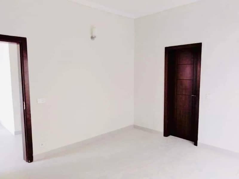 Brand New 3 BEDROOM Villa for rent in P27 1