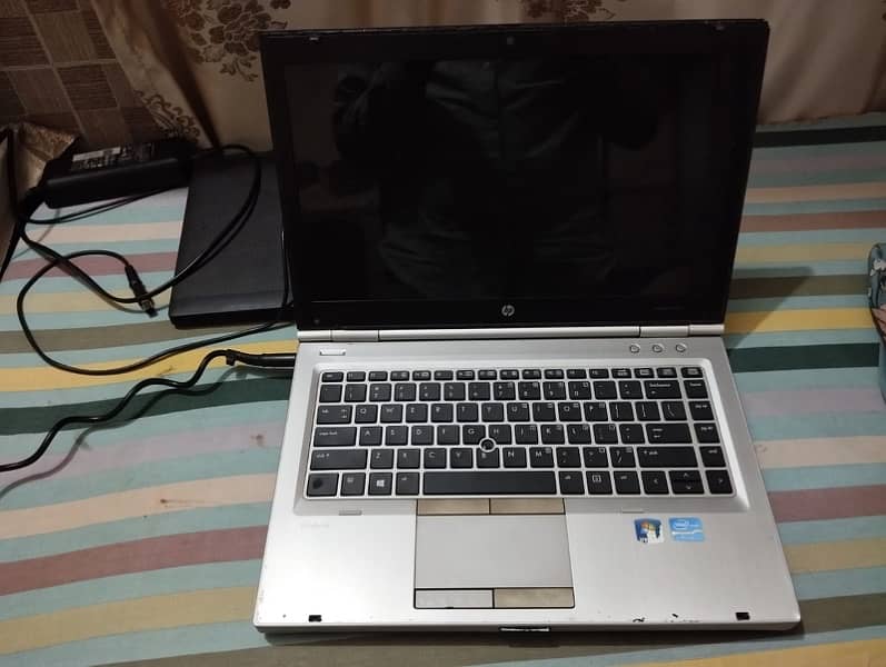 HP Core5i 3rd generation 1