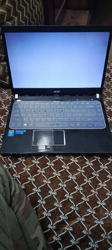 Acer i7 UltraBook TravelMate P645 1