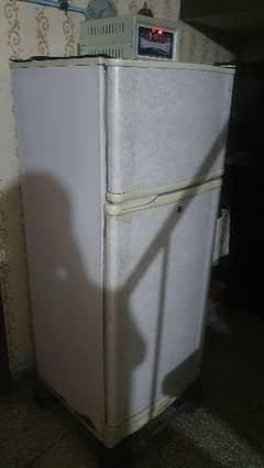 USED REFRIGERATOR FOR SALE 0