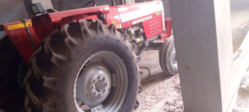 Massey Ferguson 385 Tractor 1