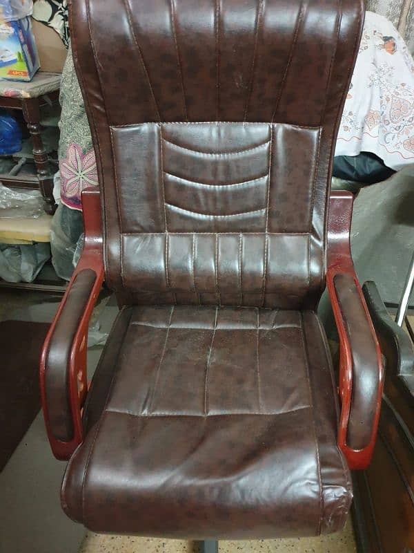 executive and other chairs are for sale 1