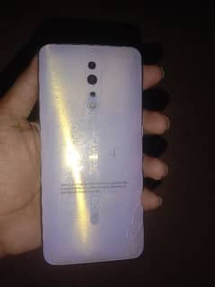 Oppo reno z 8/256 (kit) negotiable price