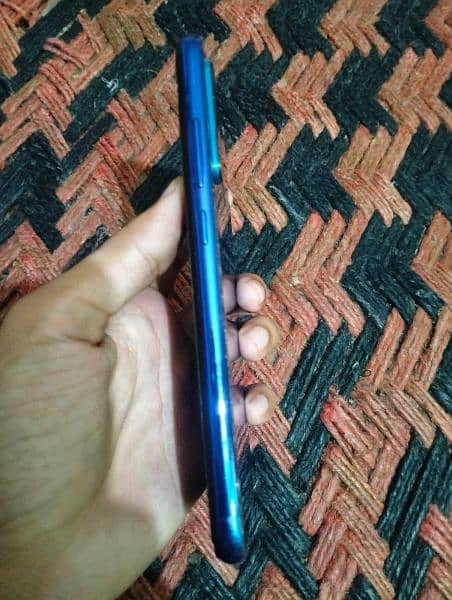 Redmi note 8 ram 6 rom 128  box and charger available 3