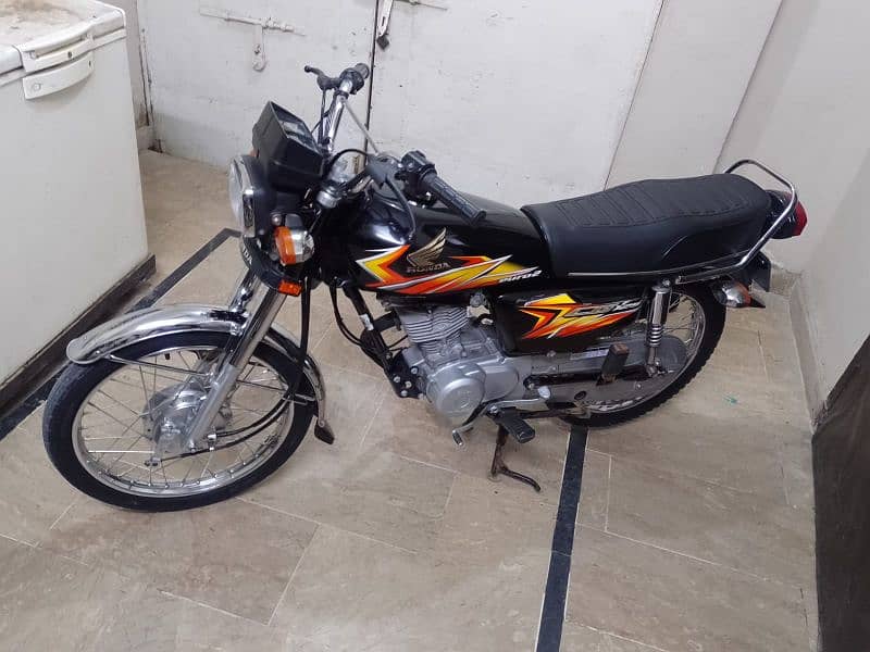 Honda cg 125 2021 for sale in Karachi all Punjab number 3