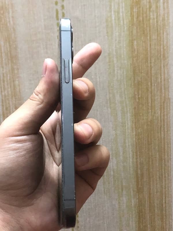 Iphone 12 pro factory unlocked 256gb 5