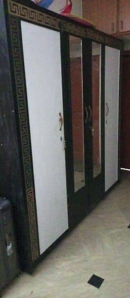 Wardrobe 4 door with mirror Jumbo Size 1