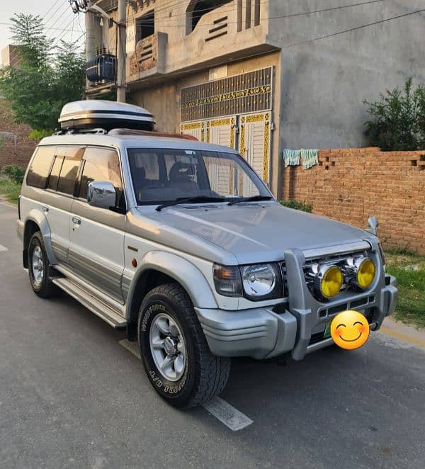 Mitsubishi Pajero 1992 1