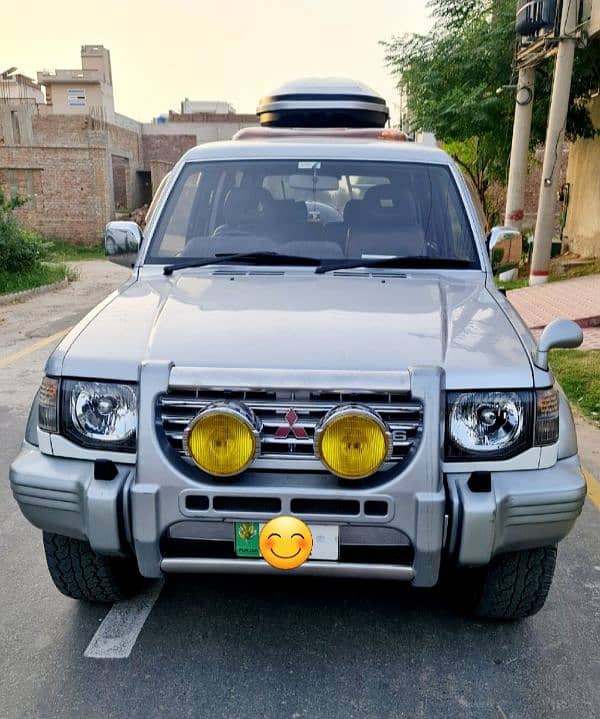 Mitsubishi Pajero 1992 14