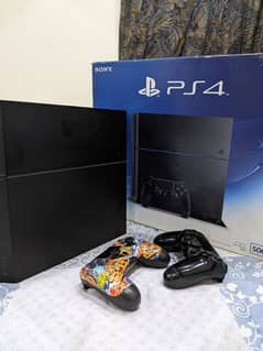 PS4(playstation) 1200 SERIES 10/10 CONDITION WITH 2 CONTROLLERS 0