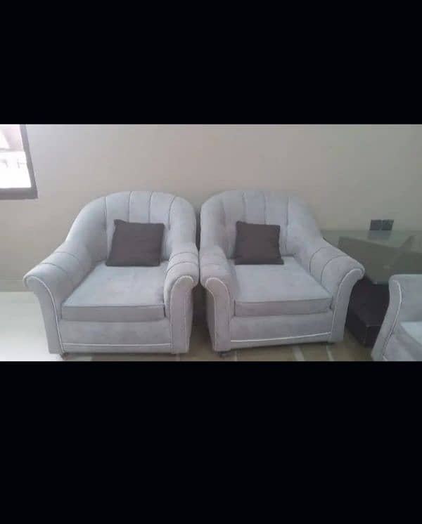 5 seater sofa set good condition . . 1