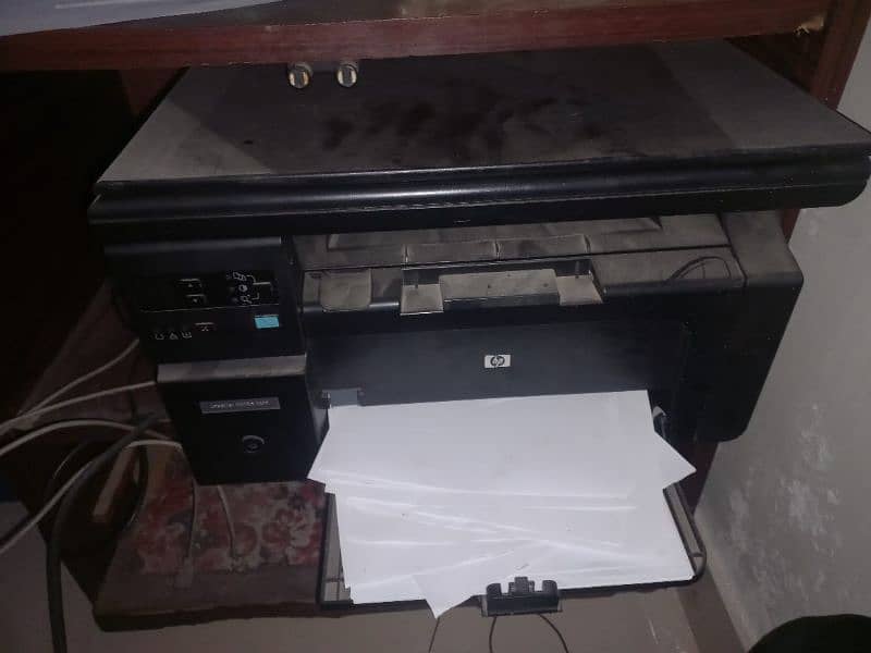 hp laserjet M1136 printer 2