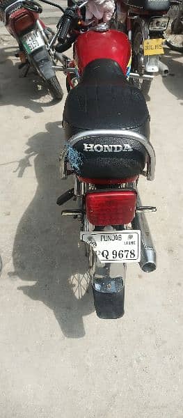 Honda 70 2021 3