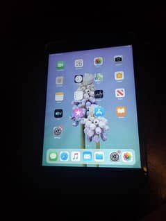 apple ipad mini A1489 16gb urgent sales