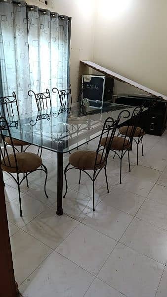 not so used dinning table with 8 chairs 4