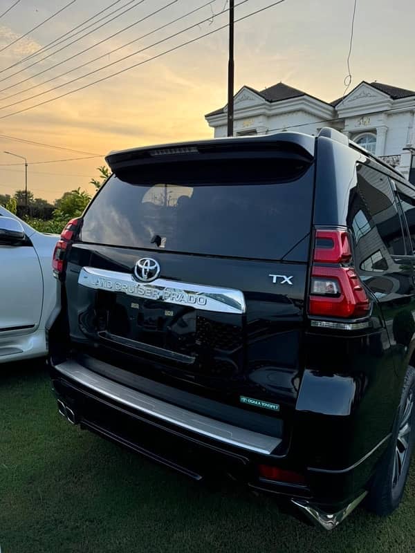 Toyota Prado 2019 3