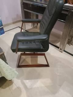 Original Leather Imported High Quality Revolving Chair