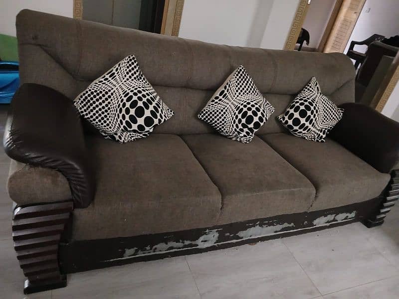 5 seater sofa set for sale 0