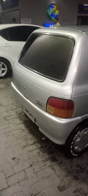 Daihatsu Cuore 2000 3