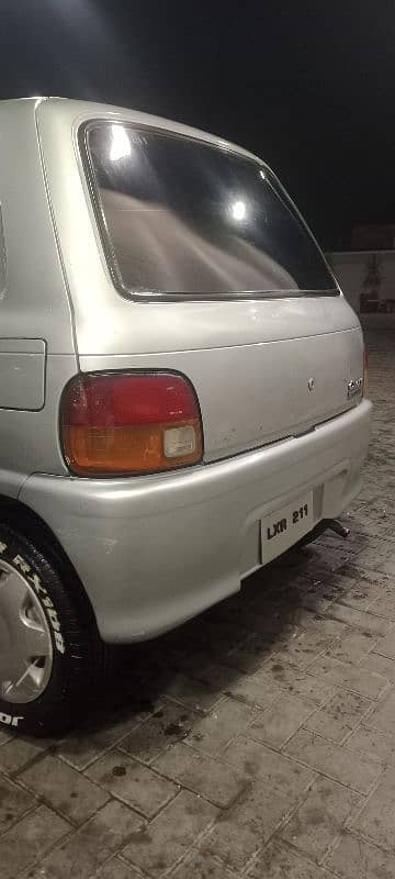 Daihatsu Cuore 2000 6