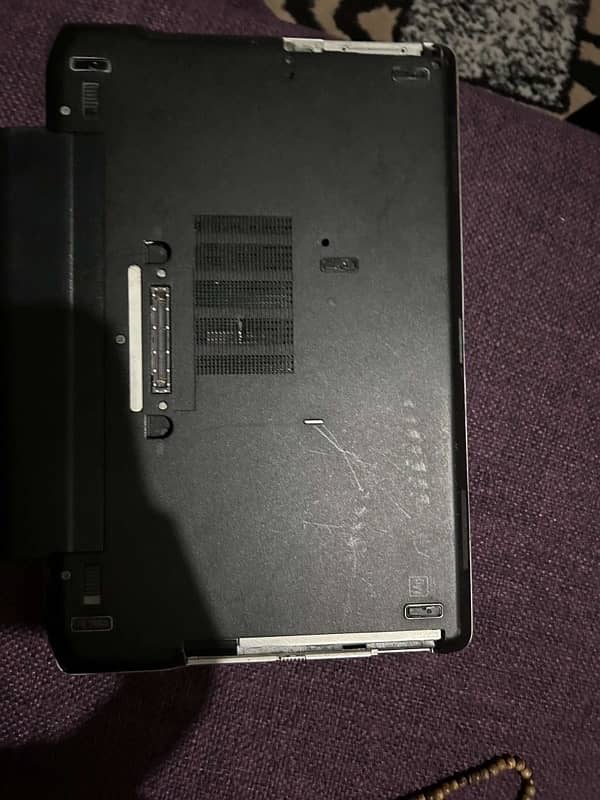 Dell latitude e6430s core i5 4gb Ram 4