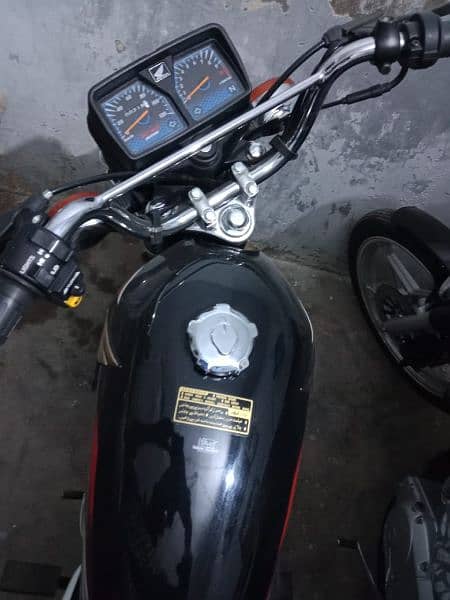 Honda 125   model 2024 5