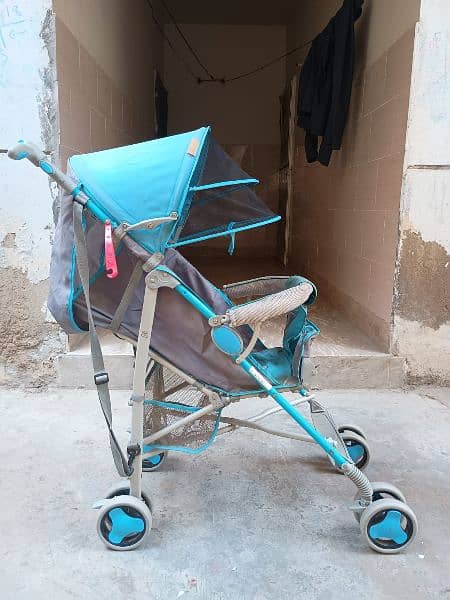 Baby cot pram + strollers 2