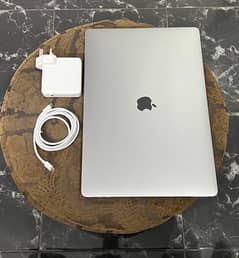 MacBook