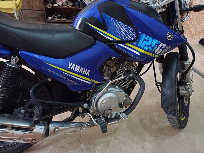 yamaha ybrG all ok new bike no  any falt 9