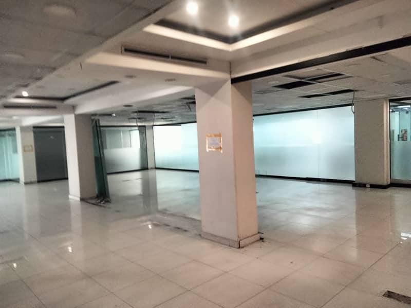 Office Space For Rent In Main Mm Alam Road Hot Location 2