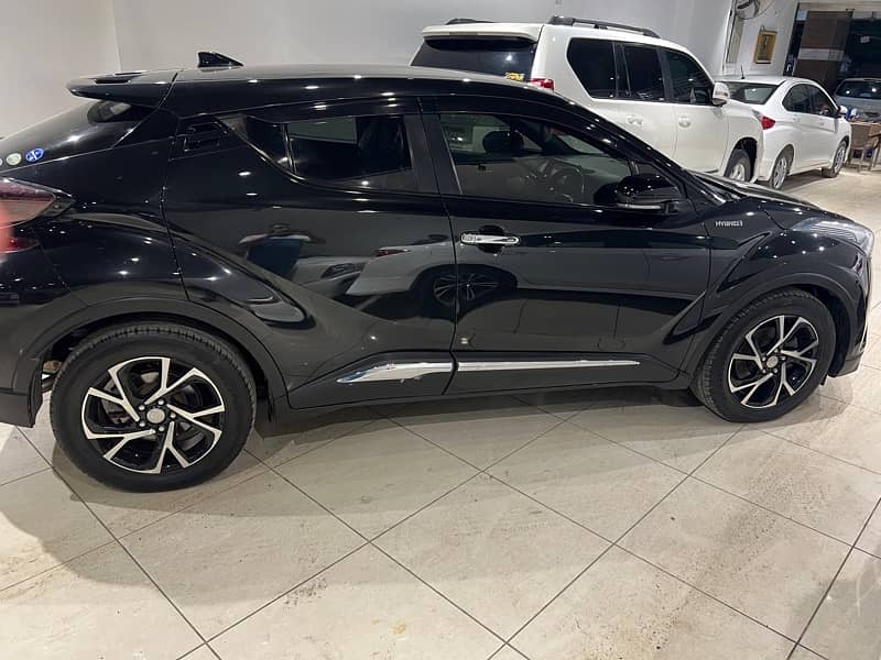 Toyota C-HR 2018 4