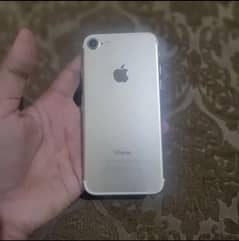 iPhone 7 128 gb 10%9 all okay hai