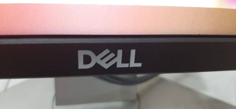 Dell 22inch IPS Borderless HDMI Gaming LED Monitor 3