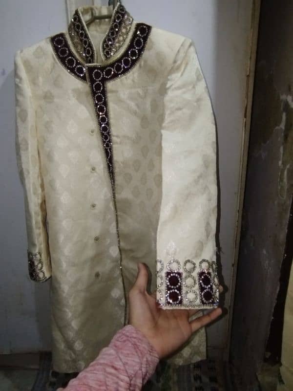 Fresh Sherwani Golden and mahroon Combination 3