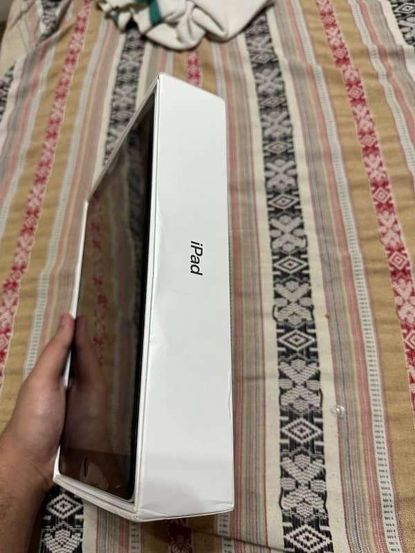 IPad 9th generation 64 gb 7