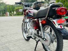 Honda CG125 Red