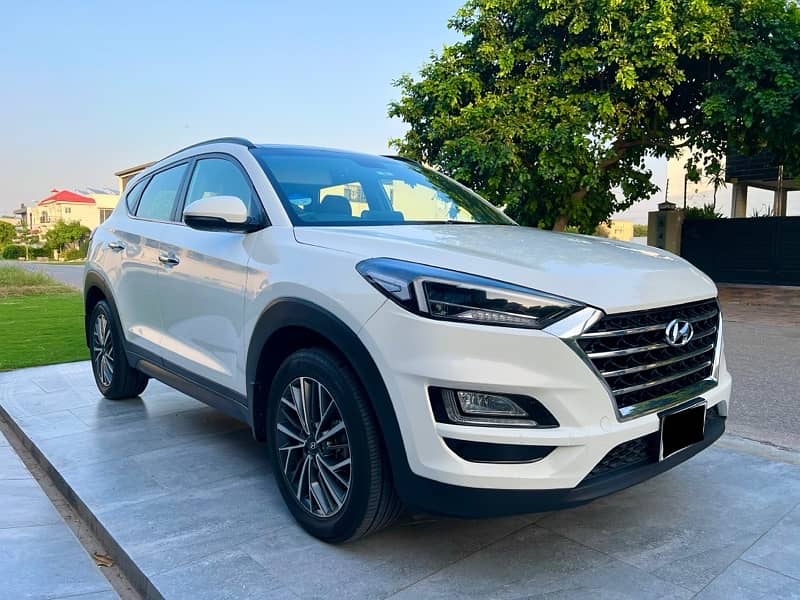 Hyundai Tucson GLS Sport 1