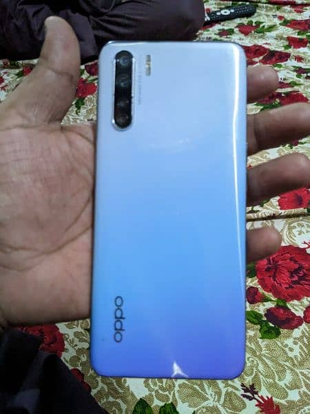 OPPO F15 RAM 8 ROM 256GB WITH BOX & CHARGER PTA APPROVED 1